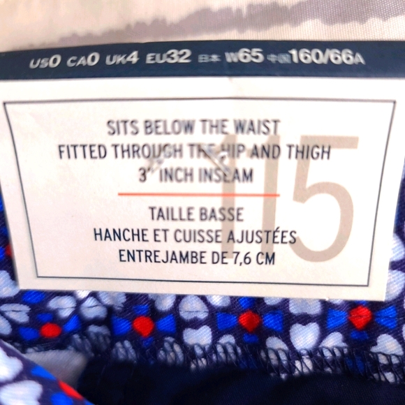 GAP Floral Summer Print 3" Inch Inseam Shorts - Picture 7 of 9